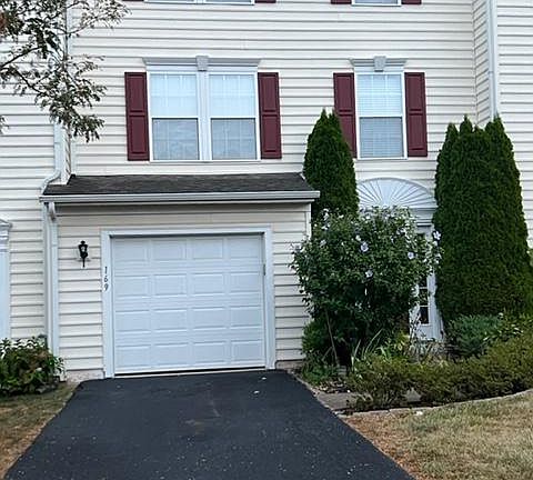 2nd image of 169 S Savanna Dr