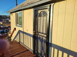 107 W White St, Barstow, CA 92311