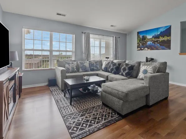 10160 66th AVENUE #EE, Pleasant Prairie, WI 53158