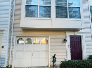 9404 Lanae Ln, Manassas Park, VA 20111