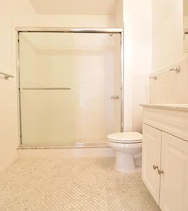 3rd image of 340 E 57th St APT 8C