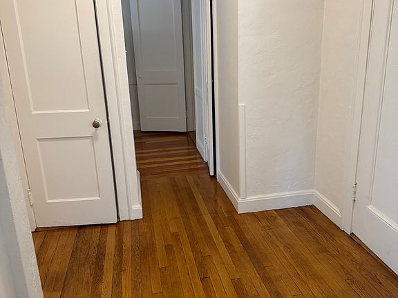 4th image of 73 Central St APT 8