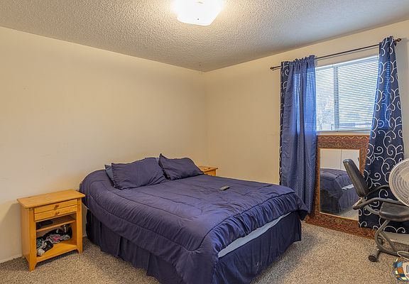 5th image of 595 Cedar Ave