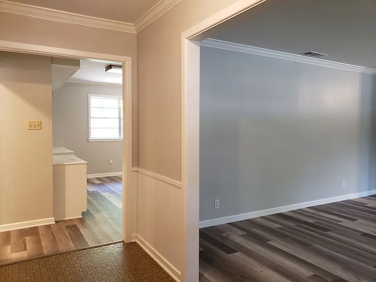 219 Stanford St — Photo 4