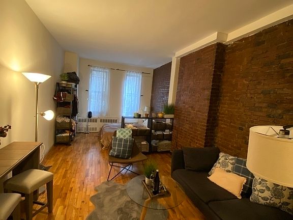 2nd image of 473 Columbus Ave #1DD