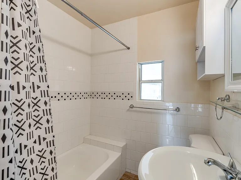 3206 E Bellevue St — Photo 20