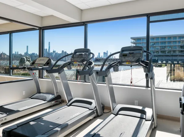 9 Somerset Lane image 46 of 46