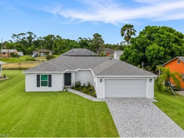 4102 4th St SW, Lehigh Acres, FL 33976