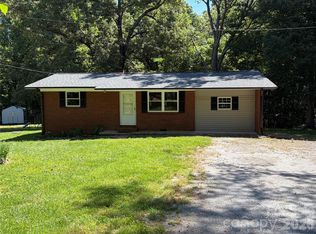187 Owens St, Ellenboro, NC 28040