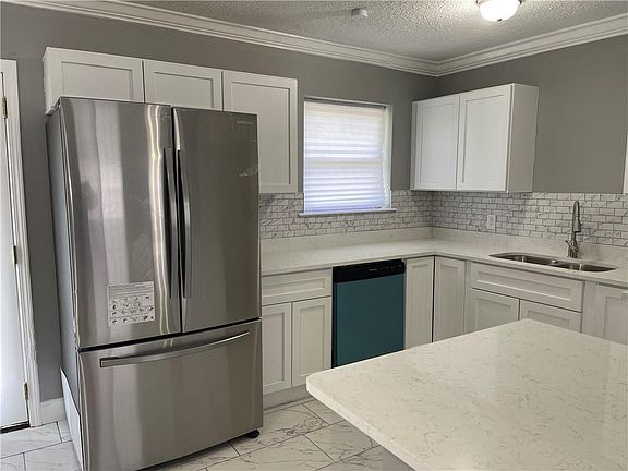 5th image of 2945 Mount Blanc Dr