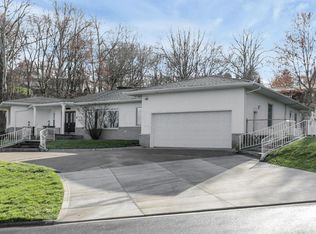 1660 Bryn Mawr Dr, Newark, OH 43055