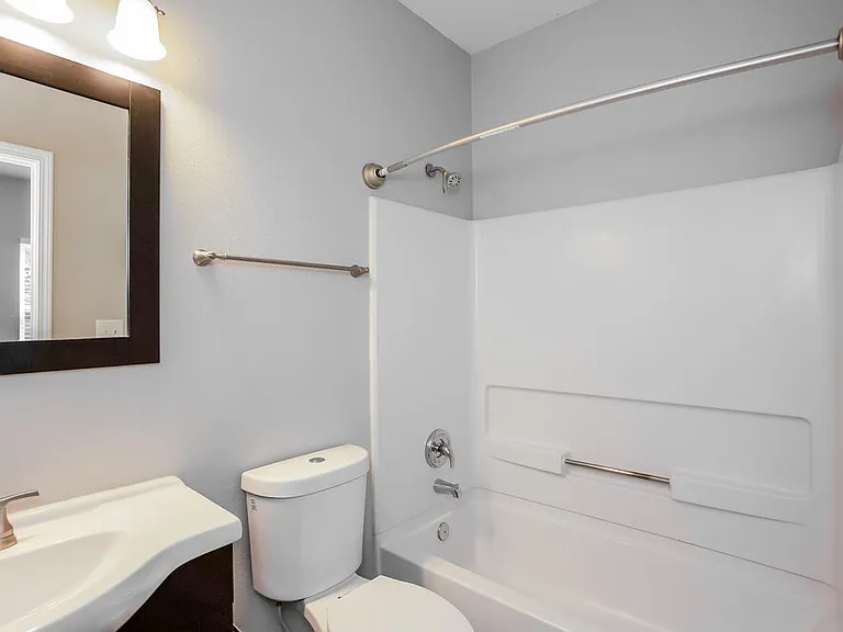 7150 Parklake Pl — Photo 11