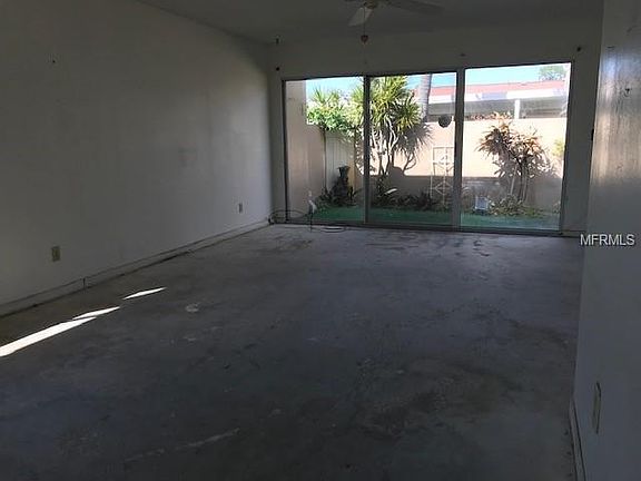 4th image of 2460 Laurelwood Dr APT F