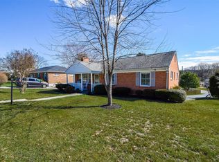 3486 Greencliff Rd, Roanoke, VA 24018