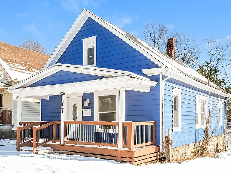 3525 Wayne Ave — Photo 1