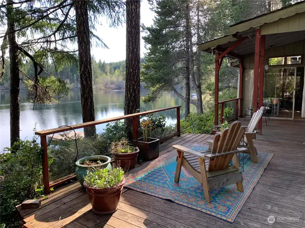 721 N Lake Surf Drive, Lilliwaup, WA 98555