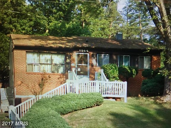 5th image of 1944 Richmond Ave