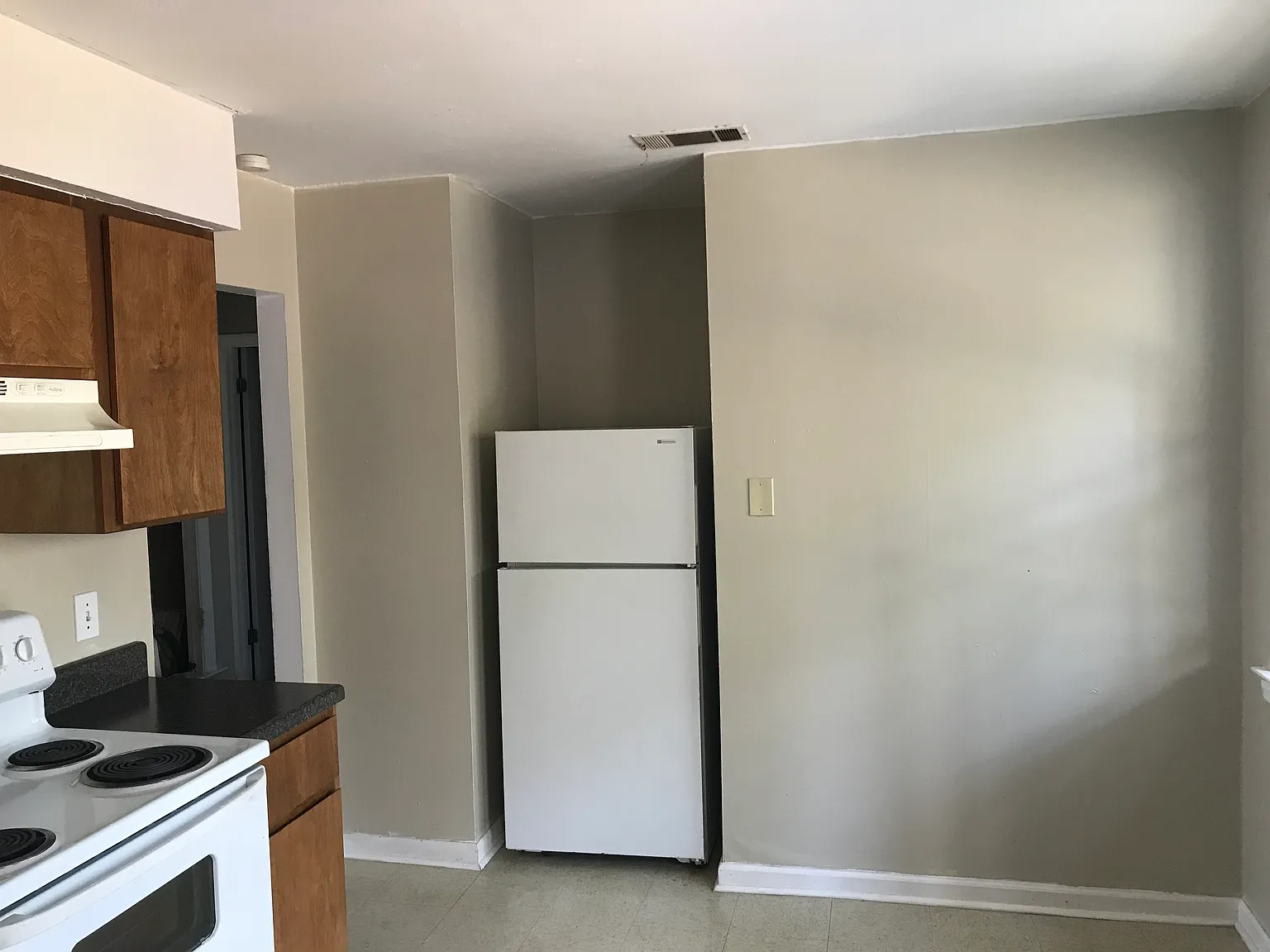 2 bed, 800 sqft, $1,150 — Photo 2