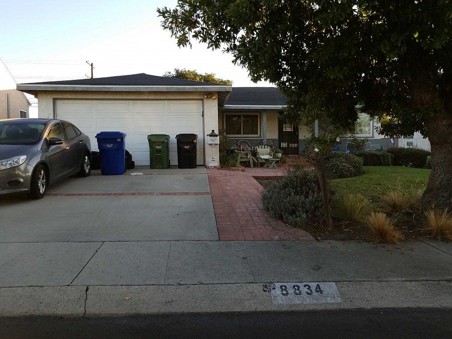 1st image of 8834 De Haviland Ave