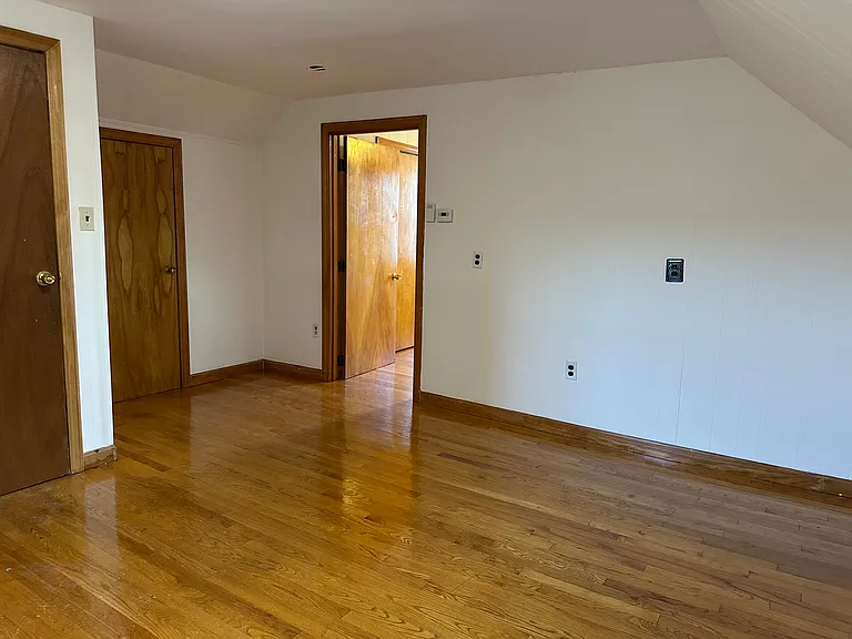 7 Hathorn St #3 — Photo 4