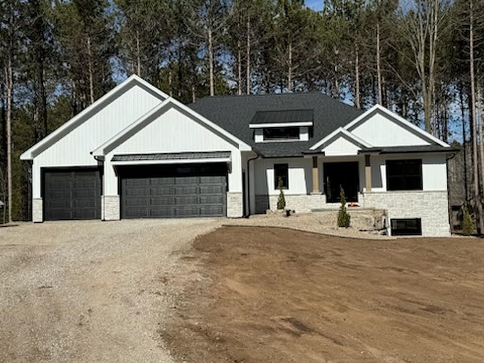 1st image of 6760 Norway Pine Ct