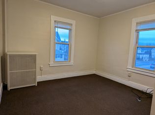 822 Main St APT 5, West Springfield, MA 01089