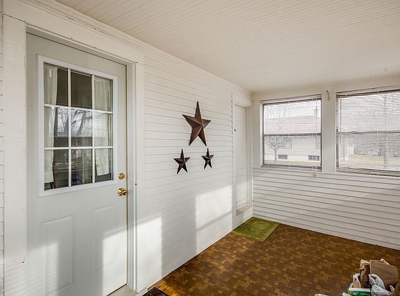 2nd image of 232 W Blair St