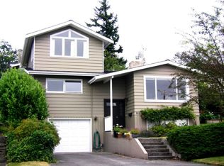 915 12th St, Bellingham, WA 98225