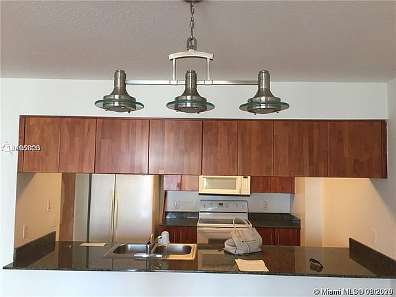 3rd image of 1200 Brickell Bay Dr APT 3222