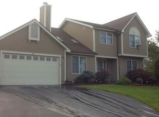 25 Sewilo Hills Dr, Rochester, NY 14622