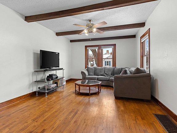 Living Rm