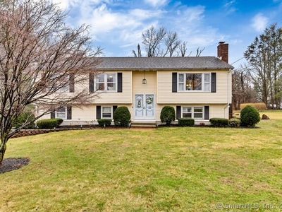 30 Turner Drive, North Haven, CT, 06473