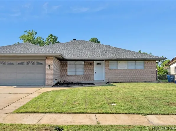 9023 E 29th Ct, Tulsa, OK 74129