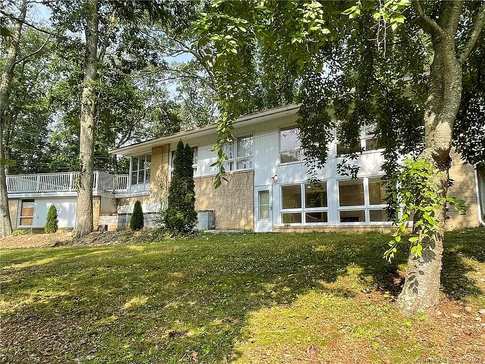 7 Smith Pond Way