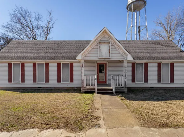 8725 Main St, Leighton, AL 35646