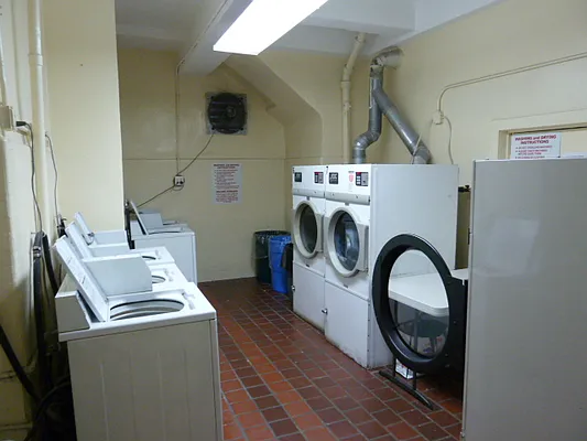 Rented by DSA Realty Midtown West | media 22