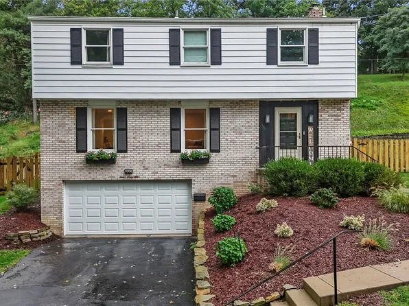 1266 Delfield Dr, Bethel Park, PA 15102