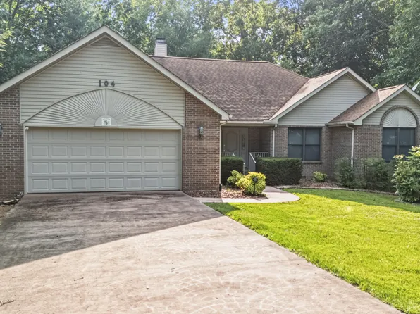 104 Flossmoor Cir, Fairfield Glade, TN 38558