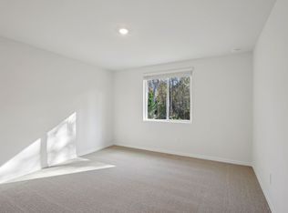 316 Lazy Shore Dr, Nokomis, FL 34275