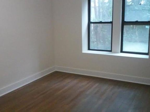 4th image of 221 Linden Blvd APT B1