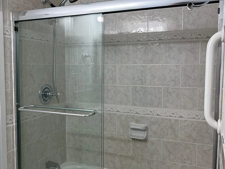 2202 Castle Rock Sq #2B — Photo 9