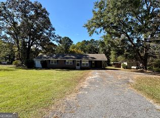 606 Viewpoint Dr, Jackson, GA 30233