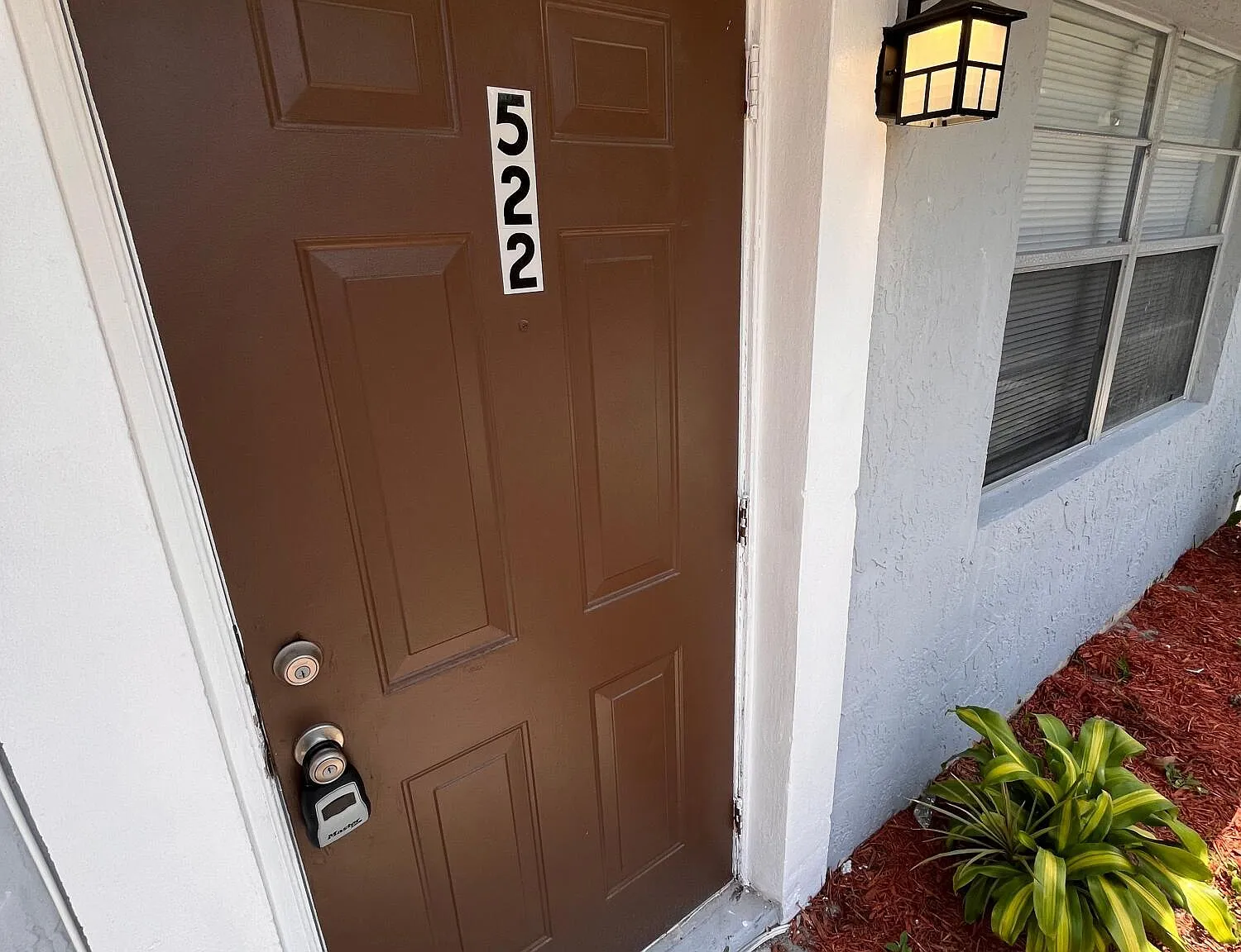 2 bed, 1.0 bath, 840 sqft, $1,995 — Photo 3