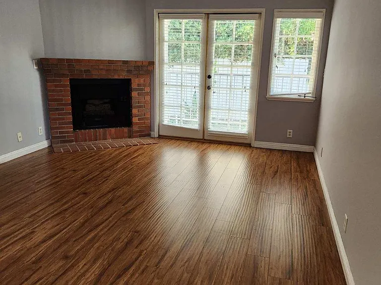 Reeves street luxury apartments — Photo 7