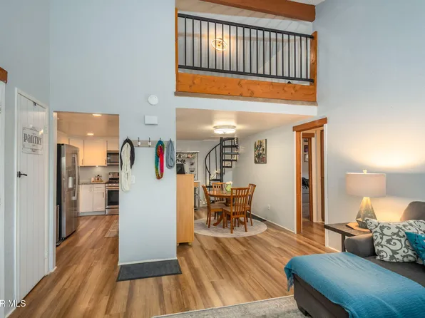 44442 15th St E APT 5, Lancaster, CA 93535