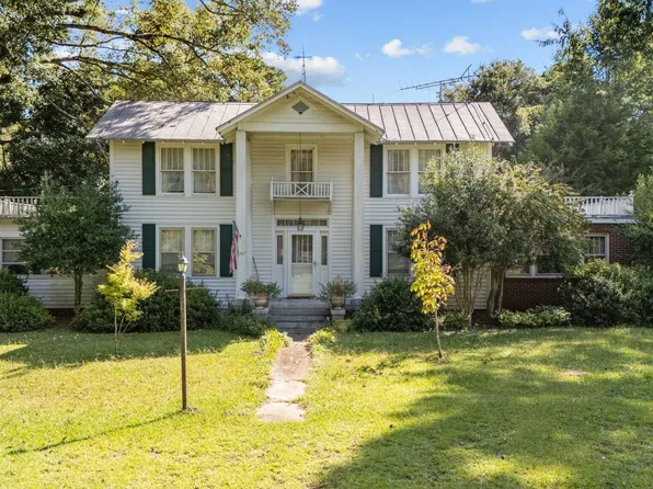 5387 Gardnerville Road, Ayden, NC 28513