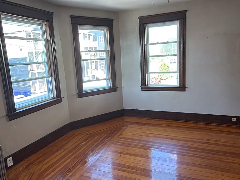 15 Liege St #2 — Photo 22
