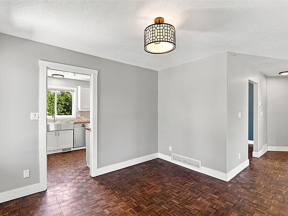 5th image of 5822 Shadow Mountain Rd