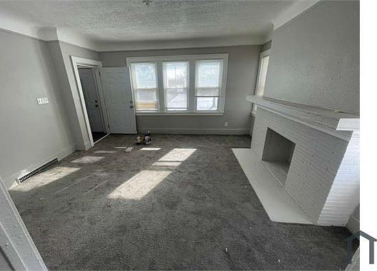2nd image of 3812 W Grand St