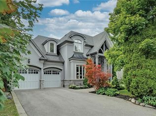 594 Maplehurst Ave, Oakville, ON L6L4Z1